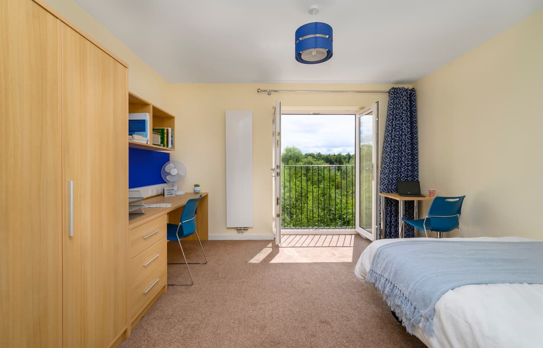 1 Bed Classic Flat gallery image 2